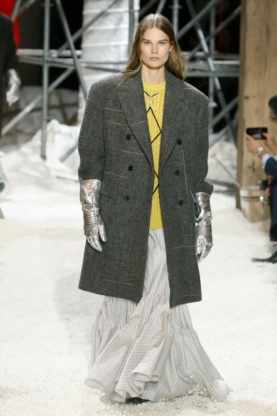 Look 6